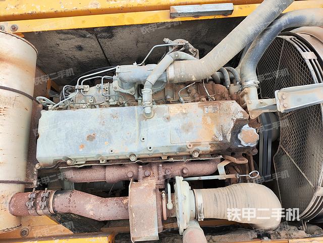 发动机整体俯视（整机外观）