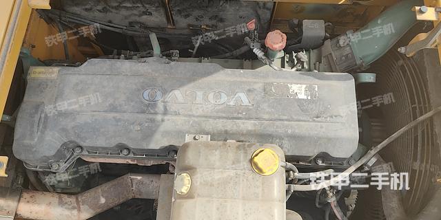 发动机整体俯视（整机外观）