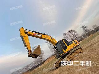 徐工XE215C挖掘机实拍图片