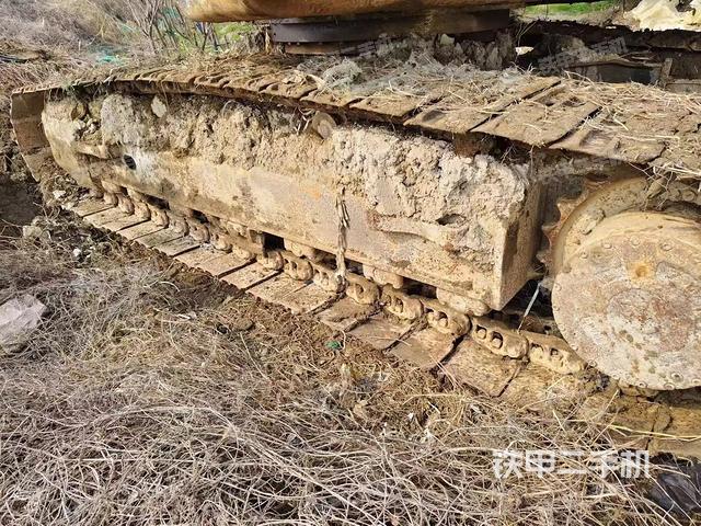 单侧履带整体（整机外观）