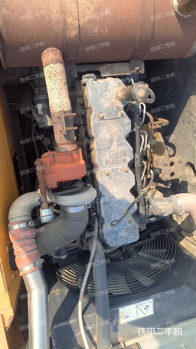 发动机整体俯视（整机外观）