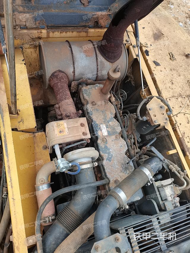 发动机整体俯视（整机外观）