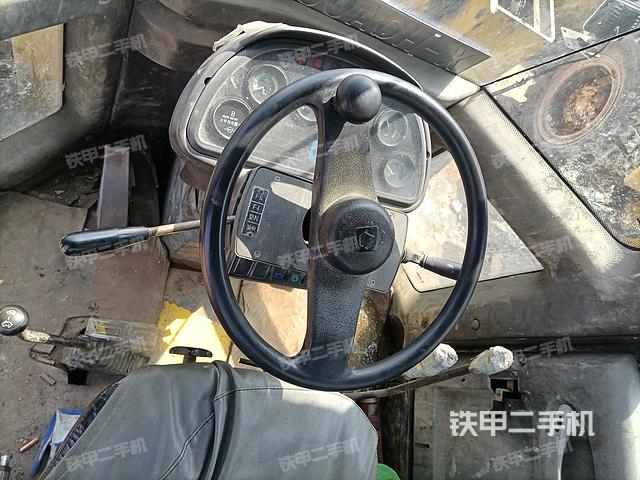 驾驶室操作台（整机外观及大件）