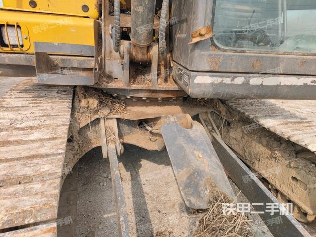 轉盤和下車架正前（工作和回轉裝置）