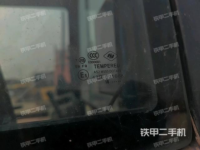 后窗玻璃角標(biāo)(駕駛室部分) 后窗玻璃角標(biāo)(駕駛室部分)
