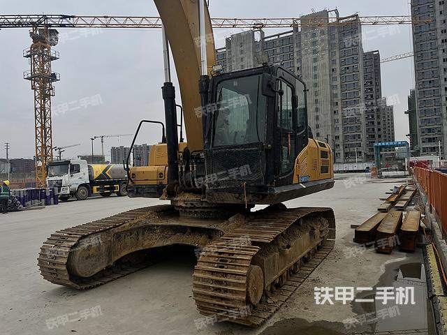 三一重工SY245H挖掘机