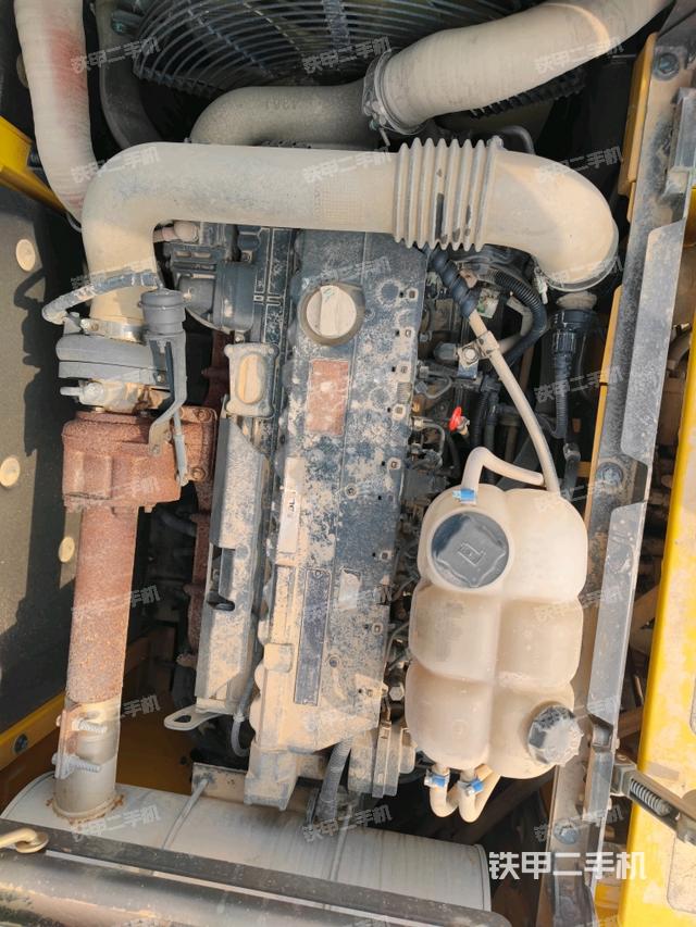 氣門室蓋螺絲特寫(上車部件) 氣門室蓋螺絲特寫(上車部件)