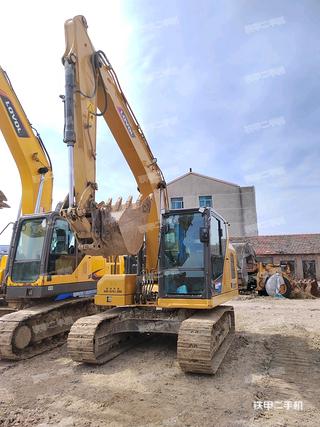 江苏-常州市二手雷沃重工FR130F挖掘机实拍照片