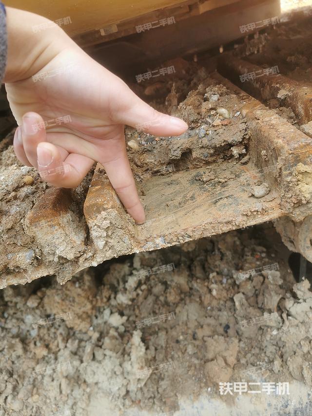 单侧履带整体（整机外观）