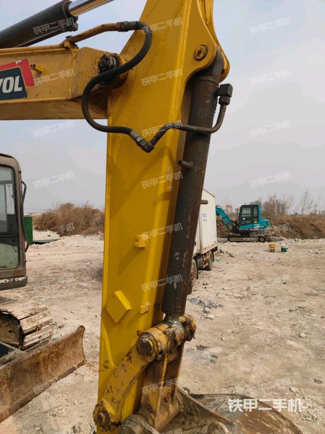 小臂整體左后（工作和回轉裝置）