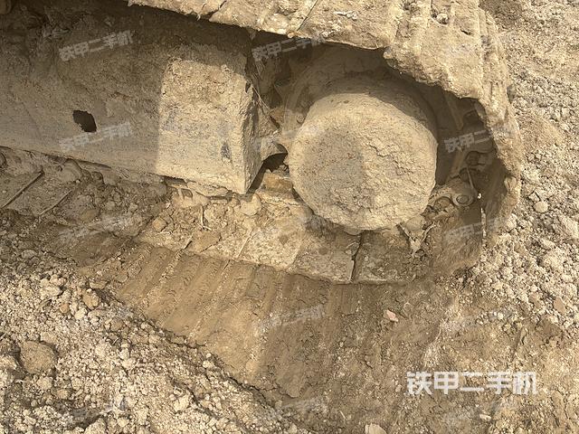 单侧履带整体（整机外观）