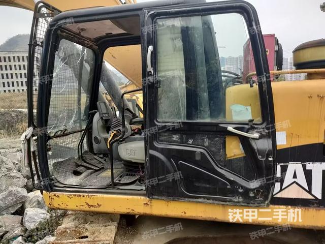 驾驶室整体（整机外观）