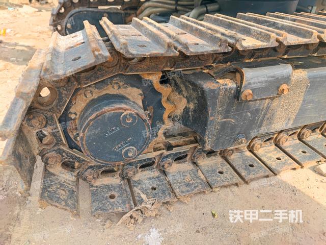 左驅(qū)動輪(行走機(jī)構(gòu)) 左驅(qū)動輪(行走機(jī)構(gòu))
