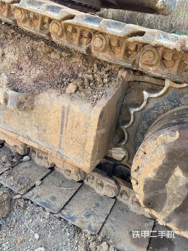 单侧履带整体（整机外观）