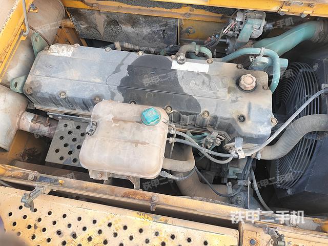 发动机整体俯视（整机外观）