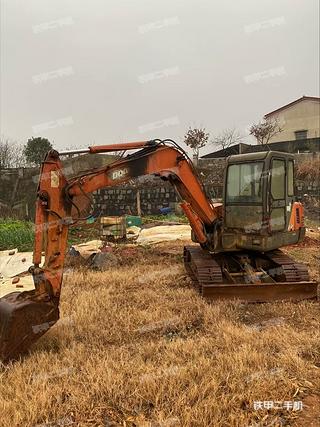 青岛斗山DH55-V挖掘机实拍图片