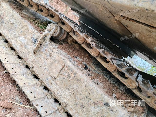 右侧行走马达盖板（行走机构）