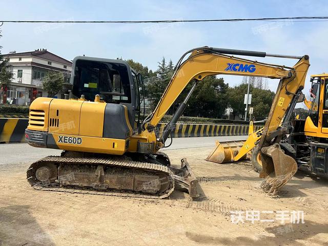 整机右后45°（整机外观）