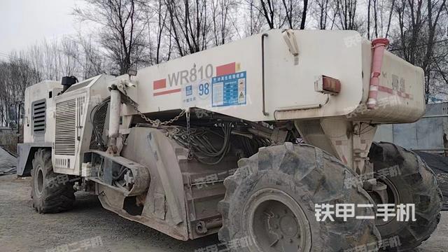 整机左侧（设备外观及核心部件）