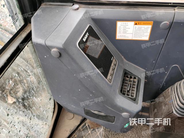 显示屏 （驾驶室部分）