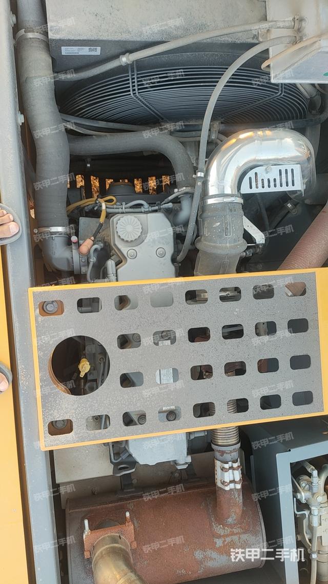 发动机整体俯视（整机外观）