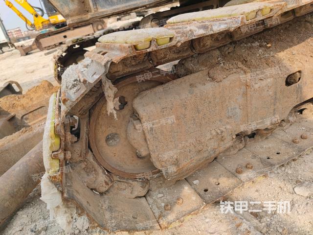 左托鏈輪和鏈筋(行走機(jī)構(gòu)) 左托鏈輪和鏈筋(行走機(jī)構(gòu))