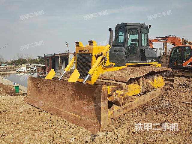 山推SD16TL机械超湿地型推土机
