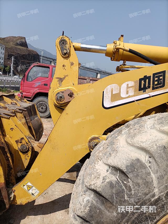 工作装置整体（整机外观及大件）