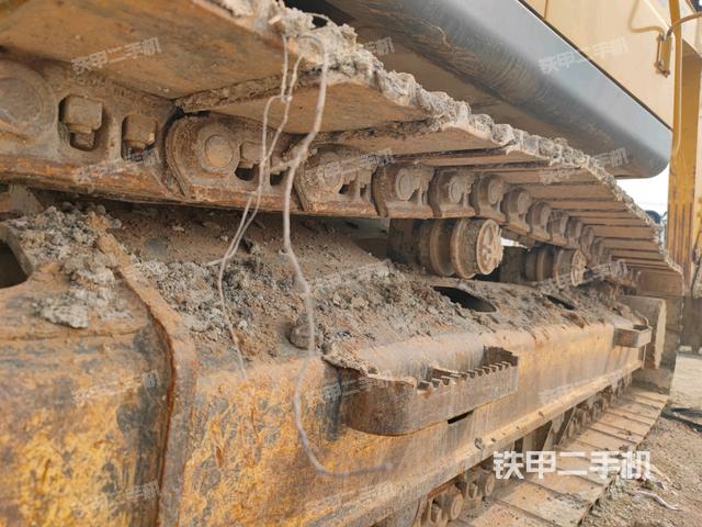 左側(cè)行走馬達(dá)蓋板(行走機(jī)構(gòu)) 左側(cè)行走馬達(dá)蓋板(行走機(jī)構(gòu))