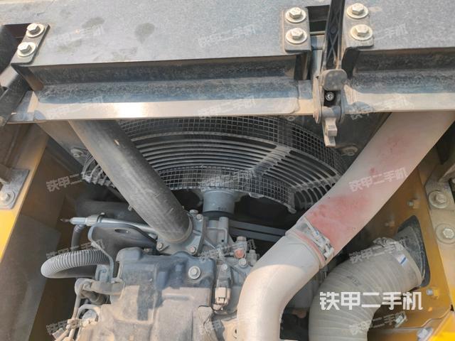 發(fā)動機室(上車部件) 發(fā)動機室(上車部件)