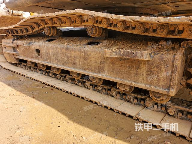 单侧履带整体（整机外观）