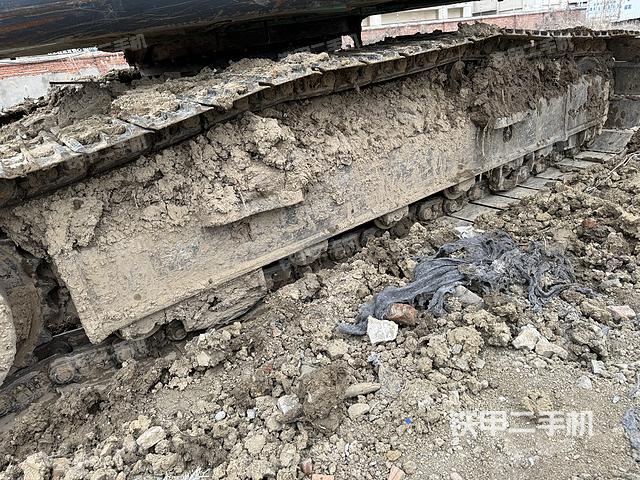 单侧履带整体（整机外观）