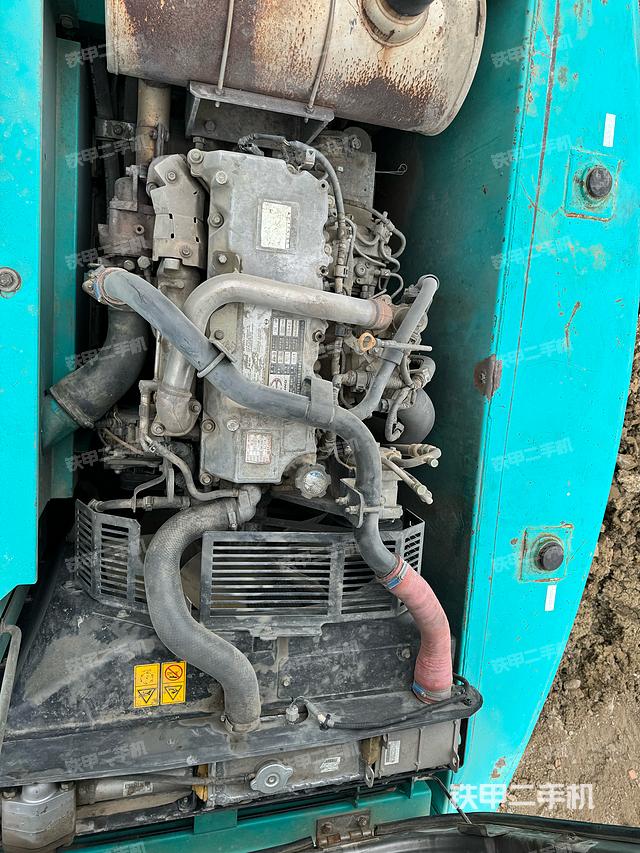 发动机整体俯视（整机外观）