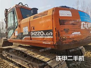 斗山DH220LC-7挖掘机实拍图片