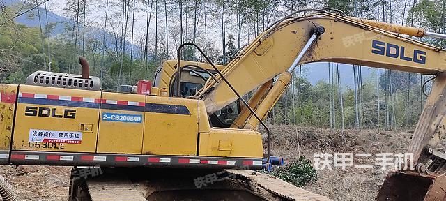 整机右后45°（整机外观）