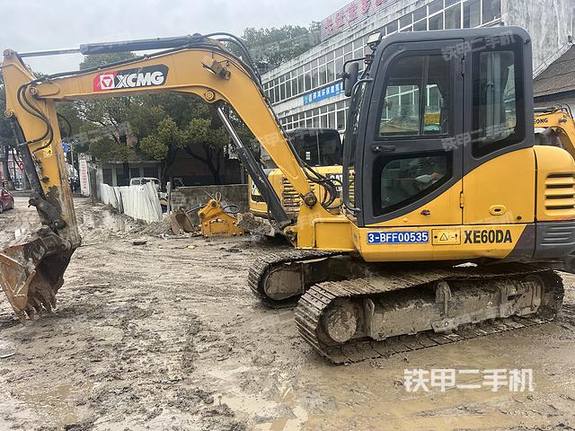 徐工XE55DA挖掘机