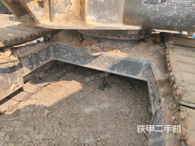 轉盤和下車架正前（工作和回轉裝置）