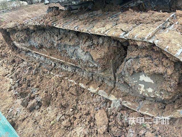 单侧履带整体（整机外观）