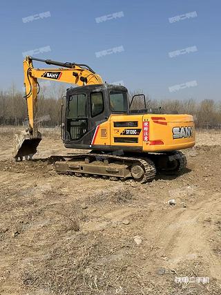 三一重工SY135C挖掘机实拍图片