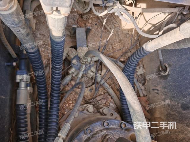 回轉(zhuǎn)馬達(dá)（上車部件）