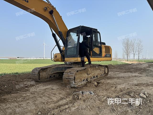 柳工CLG921E挖掘机