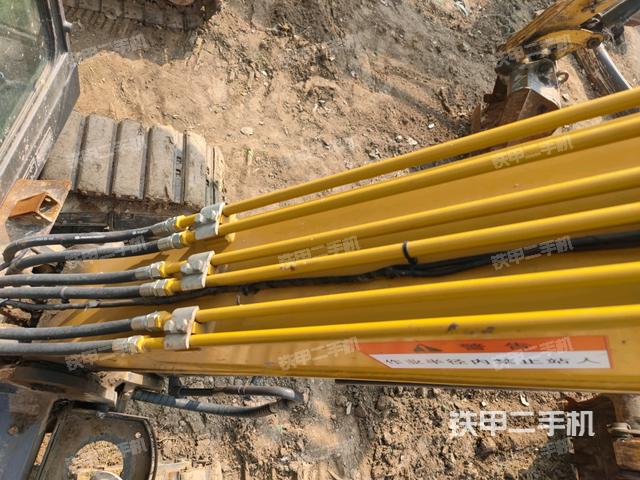 大臂背部俯視（工作和回轉裝置）