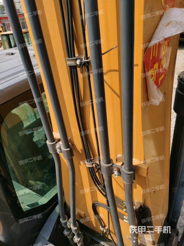 大臂背部俯視（工作和回轉(zhuǎn)裝置）