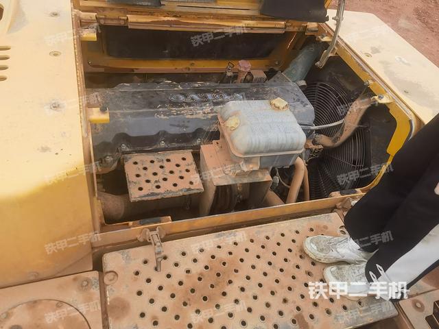 发动机整体俯视（整机外观）