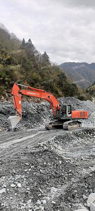陕西-安康市二手日立ZX350LCH-3挖掘机实拍照片