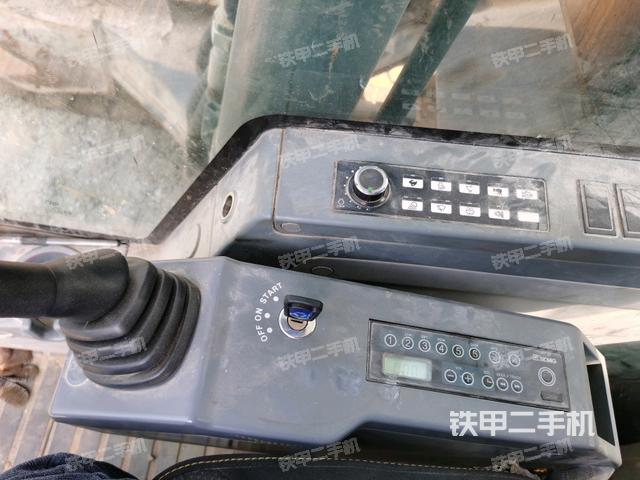 駕駛室左后45度（駕駛室部分）