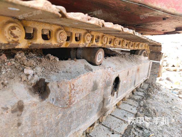 右導(dǎo)向輪（行走機(jī)構(gòu)）