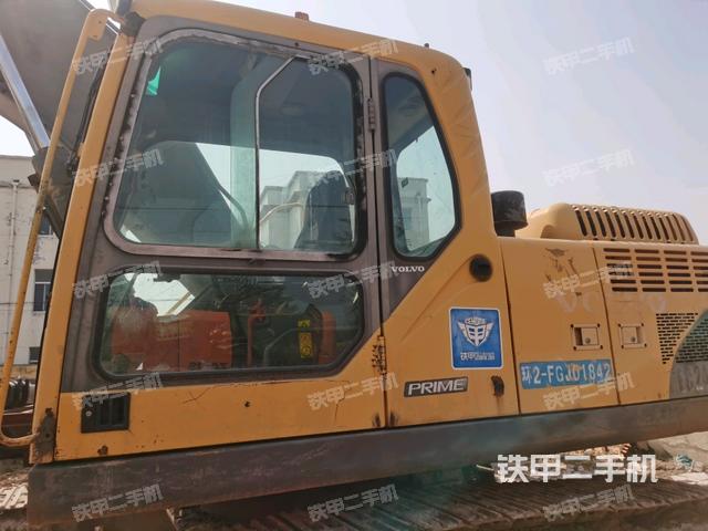 駕駛室左后45度（駕駛室部分）