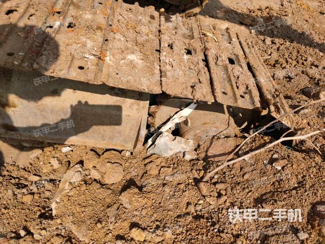 左導(dǎo)向輪（行走機(jī)構(gòu)）