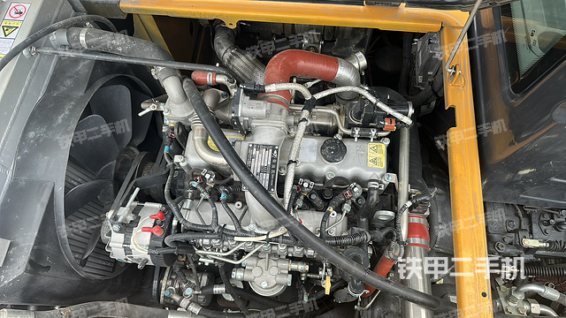 发动机整体俯视（整机外观）